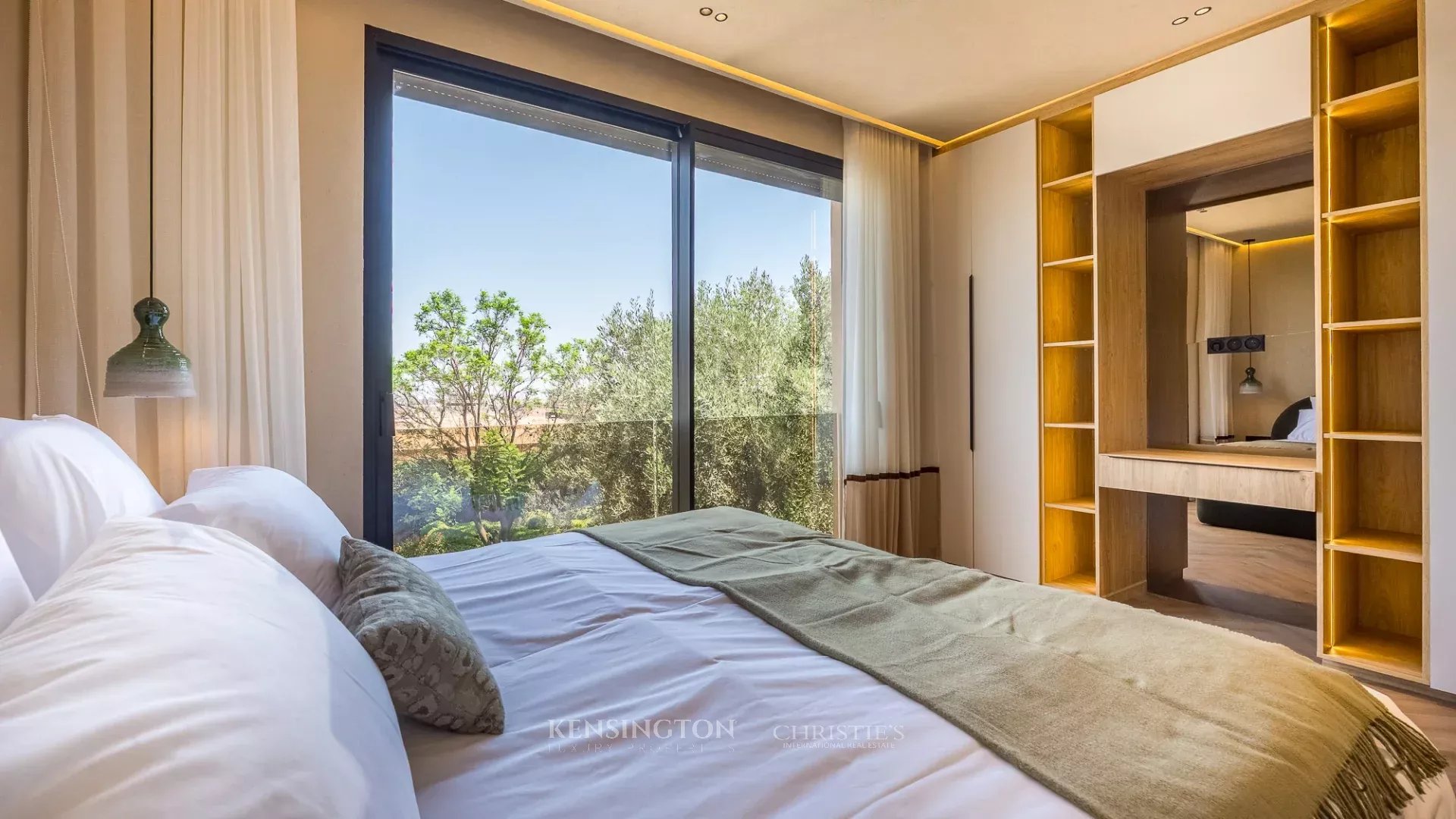 5 Bedroom Villa/Townhouse's Image 21
