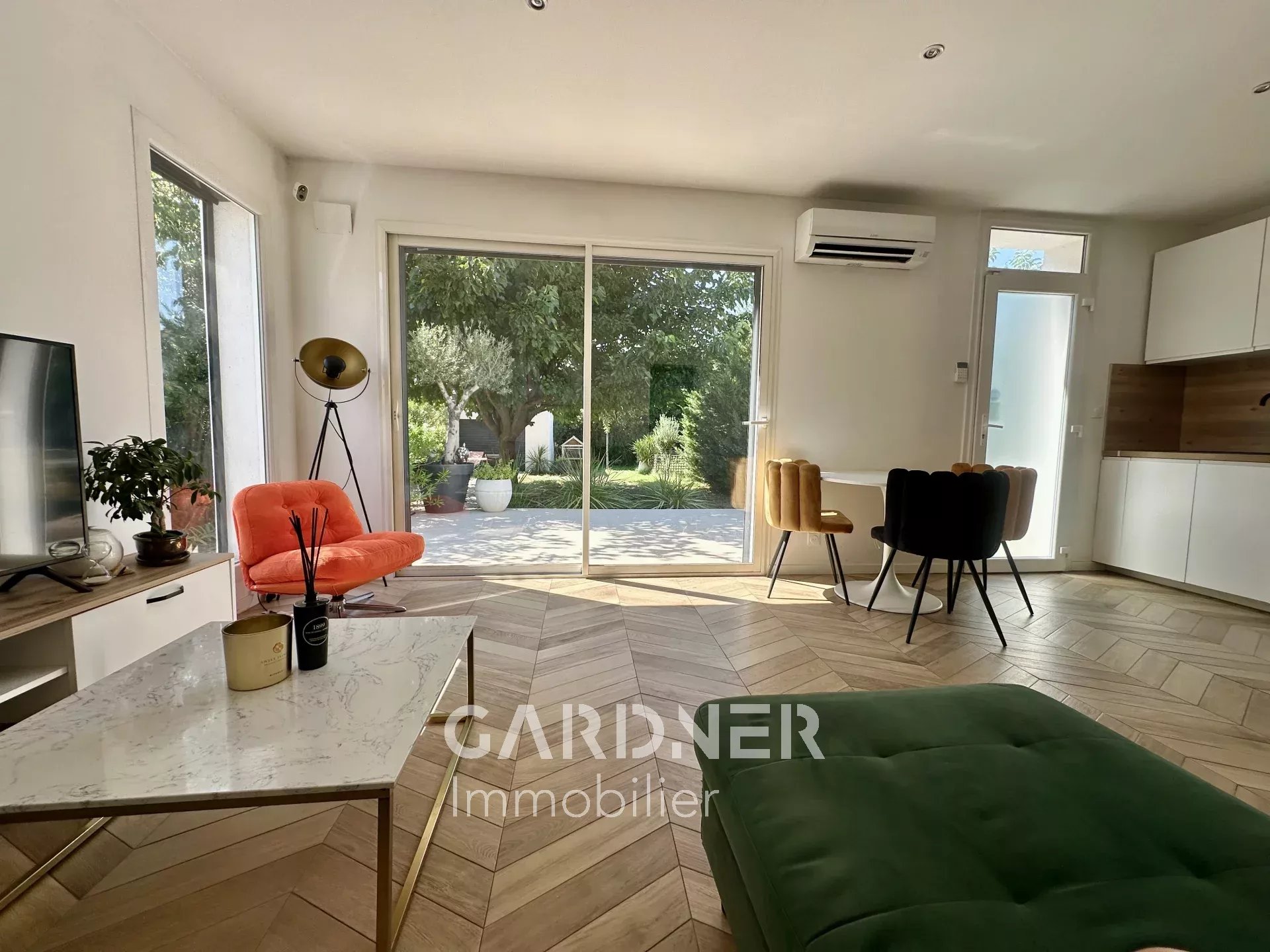 Agence immobilière de 