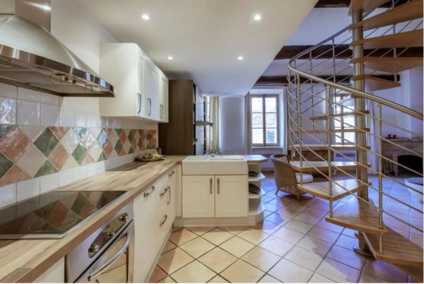 Villefranche-sur-Mer - Stunning Top-Floor Loft with Sea View — photo 4