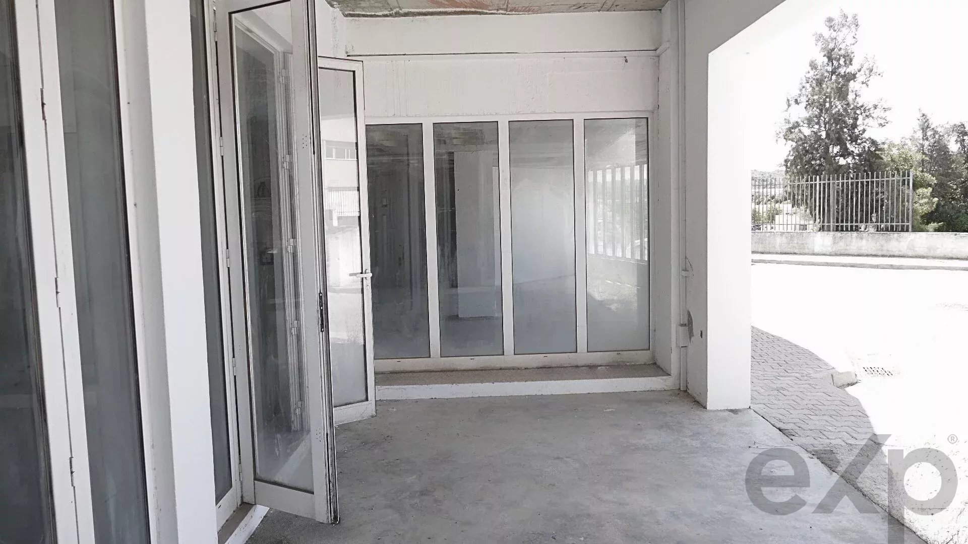 Warehouse/Space for Commerce or Industry, excellent urban location 86155761 image 3