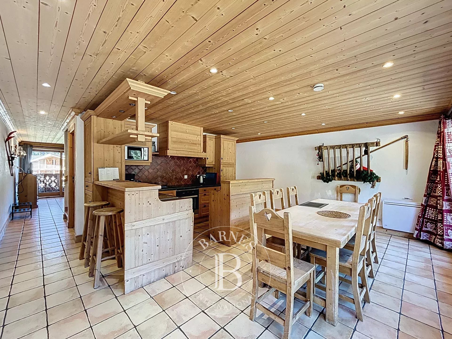 Photo of Les Gets – Ski-in/Ski-out property with 3 units