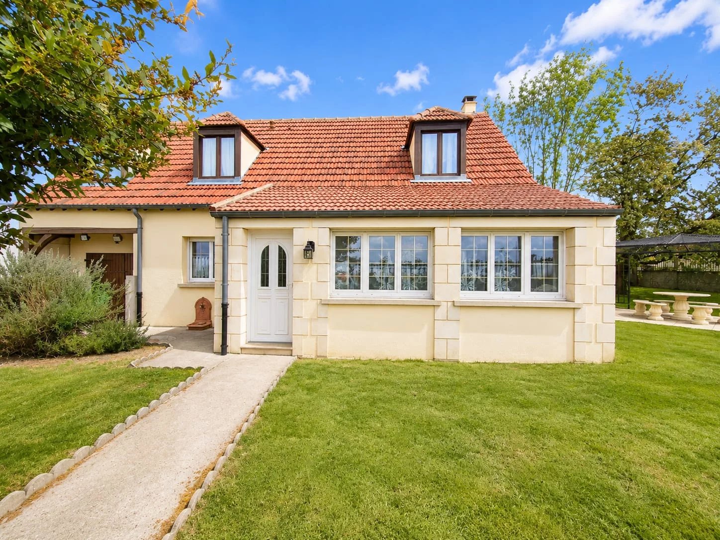 Agence immobilière de 