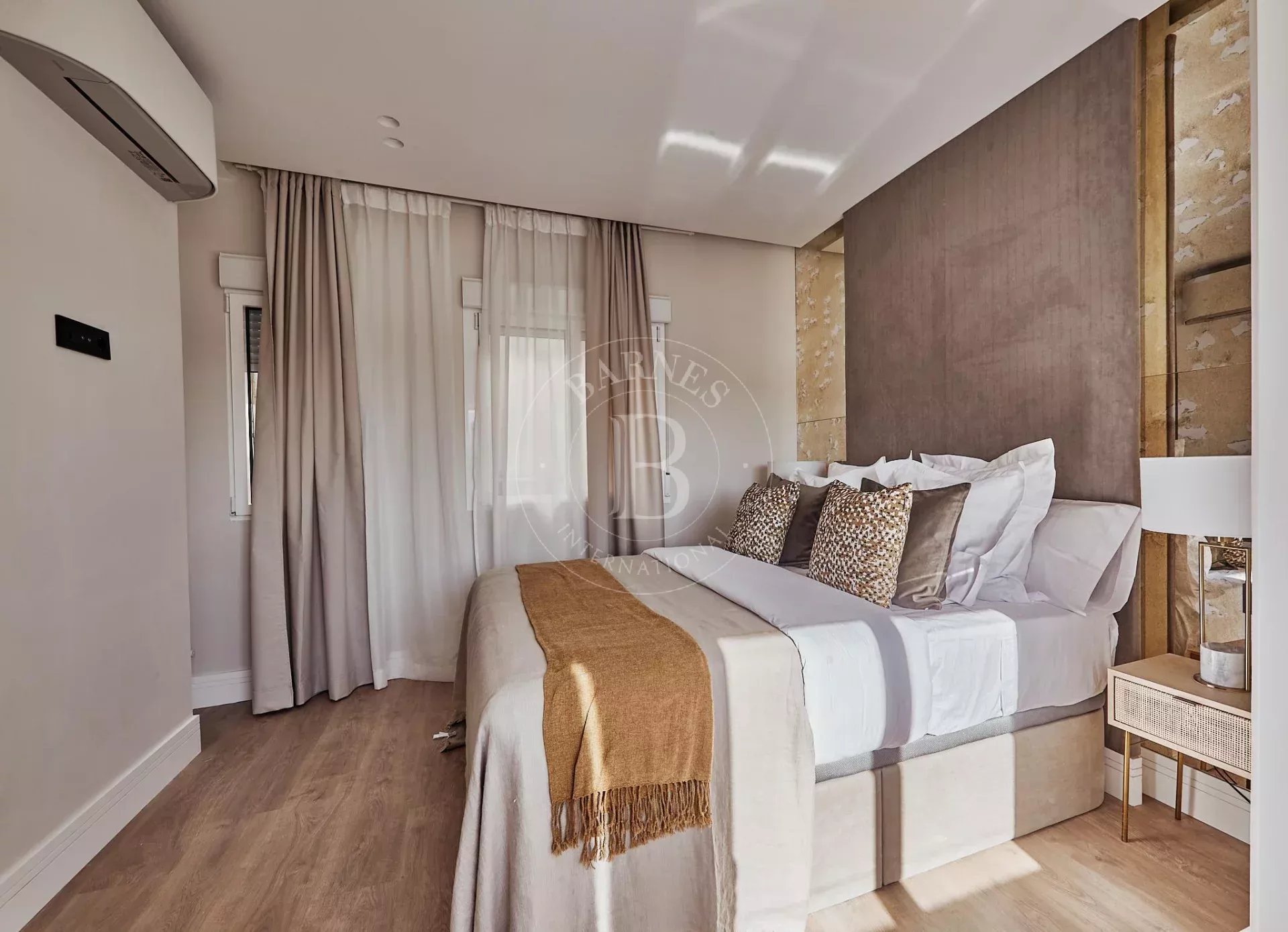 Daire Madrid - picture 13