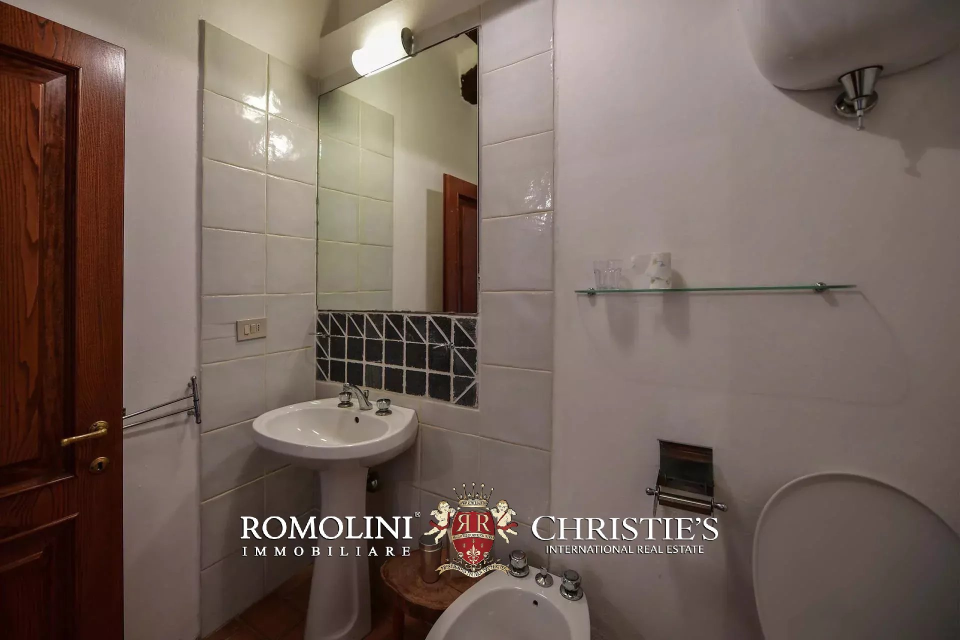 ORGANIC FARM, ESTATE FOR SALE TUSCANY