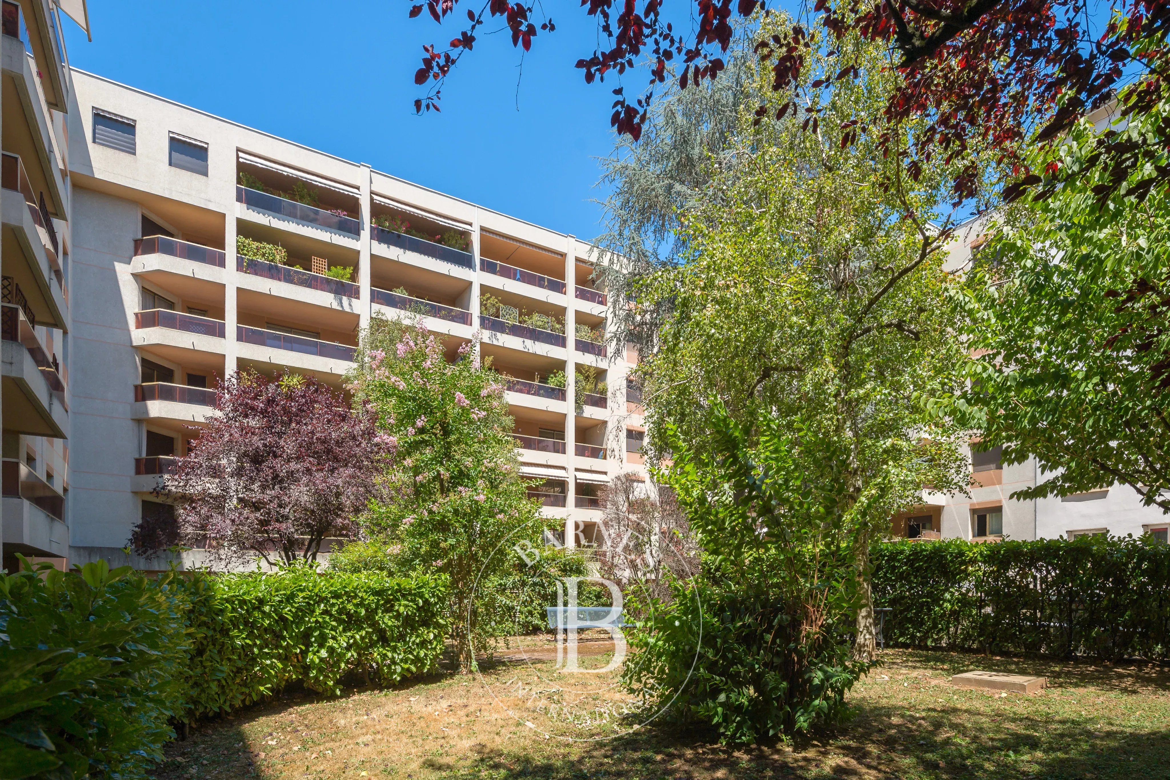 Appartement Lyon 69006  -  ref 86999765 (picture 1)