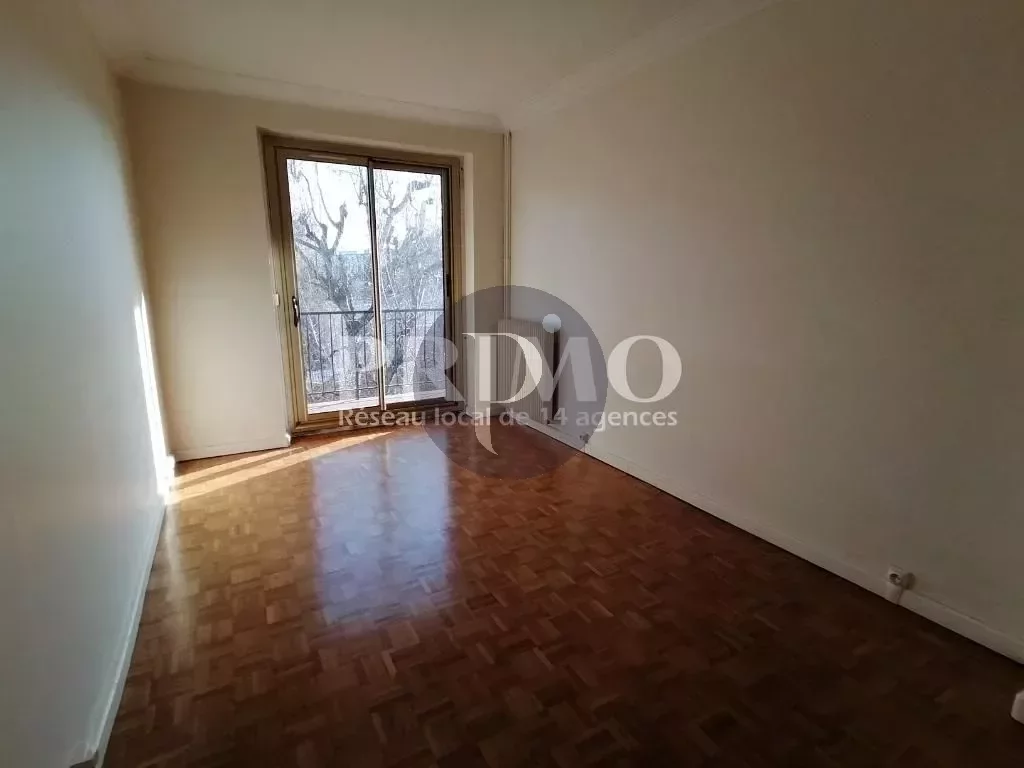 location-appartement-2-pieces-le-plessis-robinson-83867452