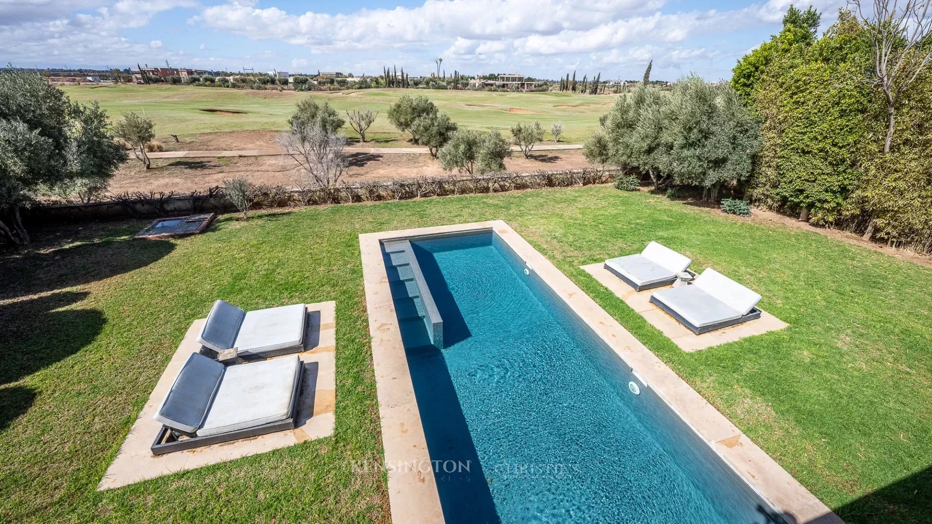 4 Bedroom Villa/Townhouse's Image 47