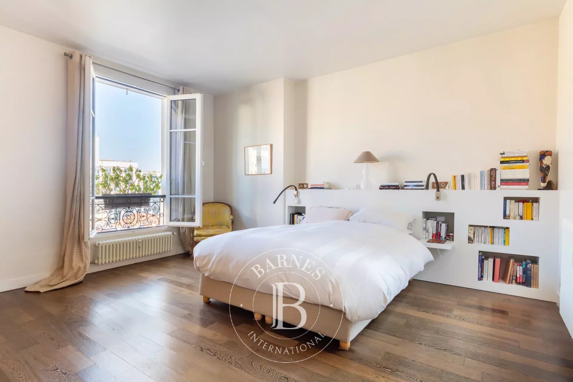 Neuilly - Charles Laffitte - Upper floor apartment - 2 or 3-bed - picture 8