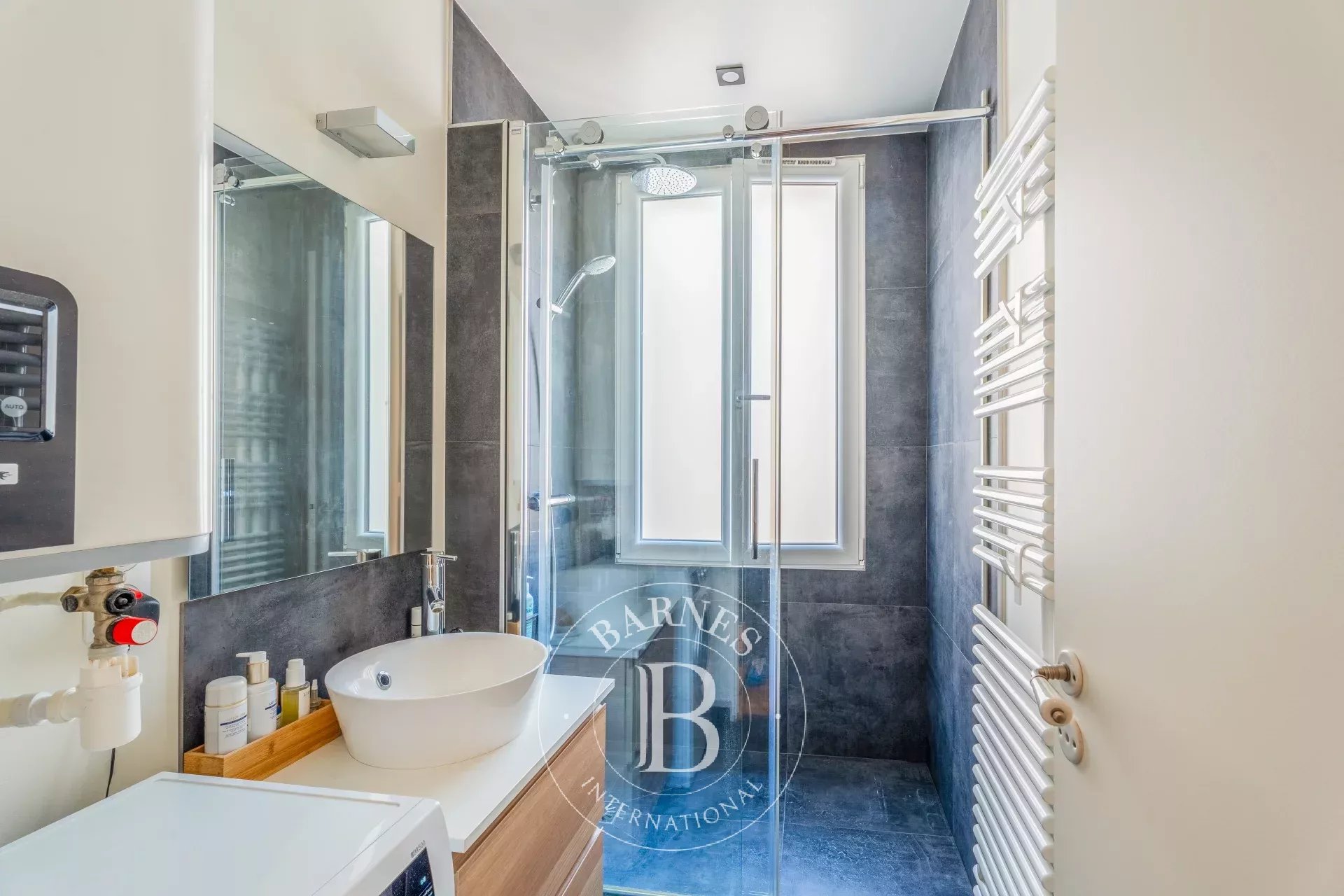 Daire Paris 18ème - picture 11