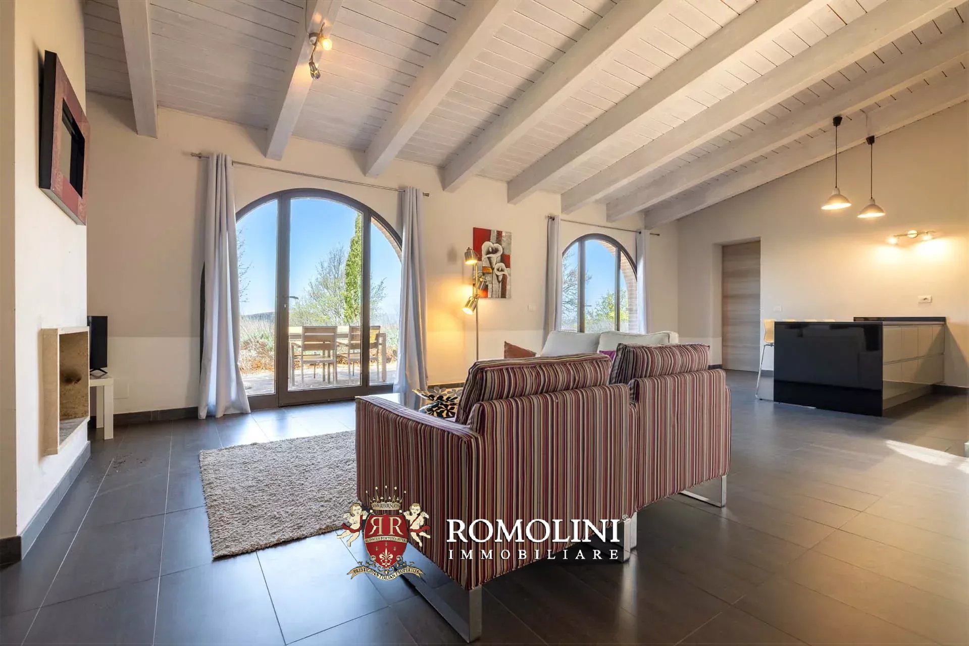 LUXUSANLAGE MIT 19 WOHNUNGEN IN DER TOSKANA, VAL D'ORCIA