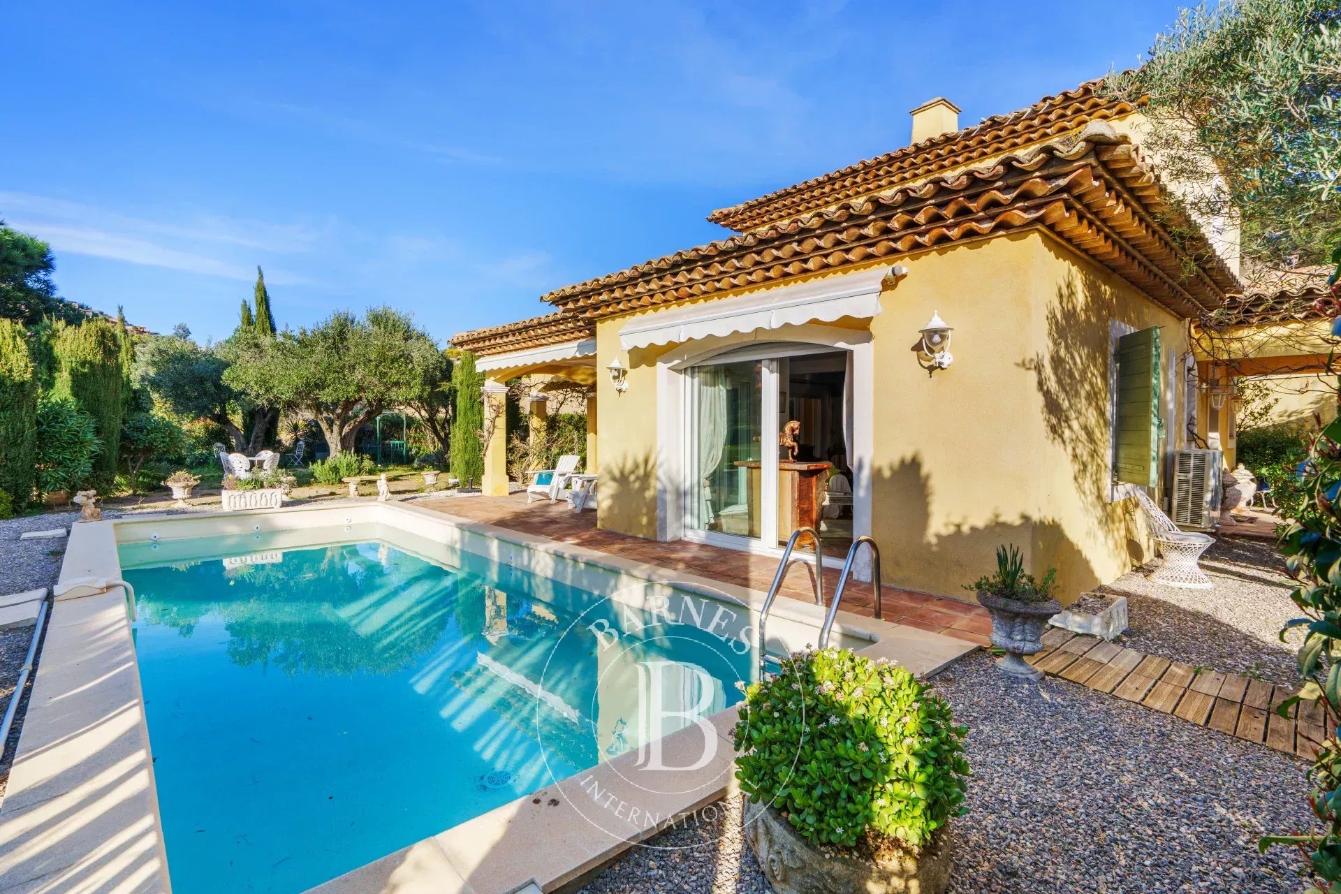 Villa Sainte-Maxime - picture 5