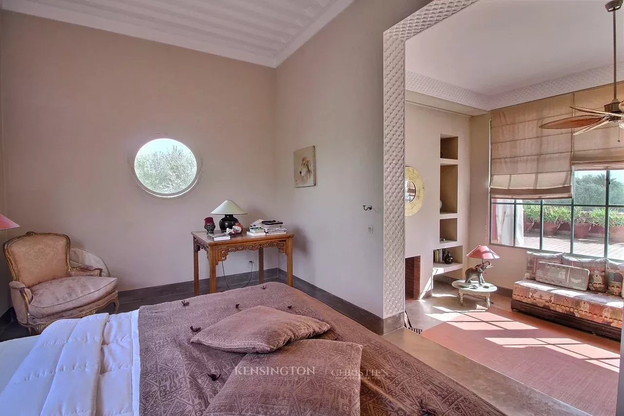 7 Bedroom Villa/Townhouse's Image 14