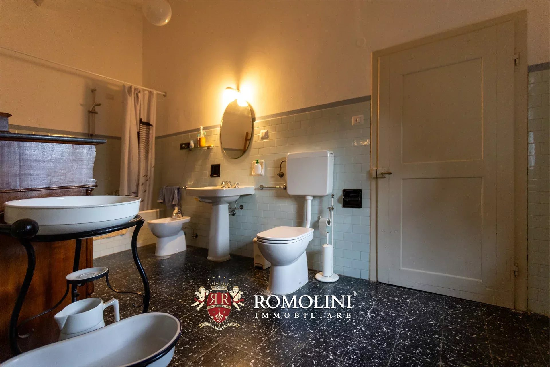 5 Bedroom Villa/Townhouse's Image 43
