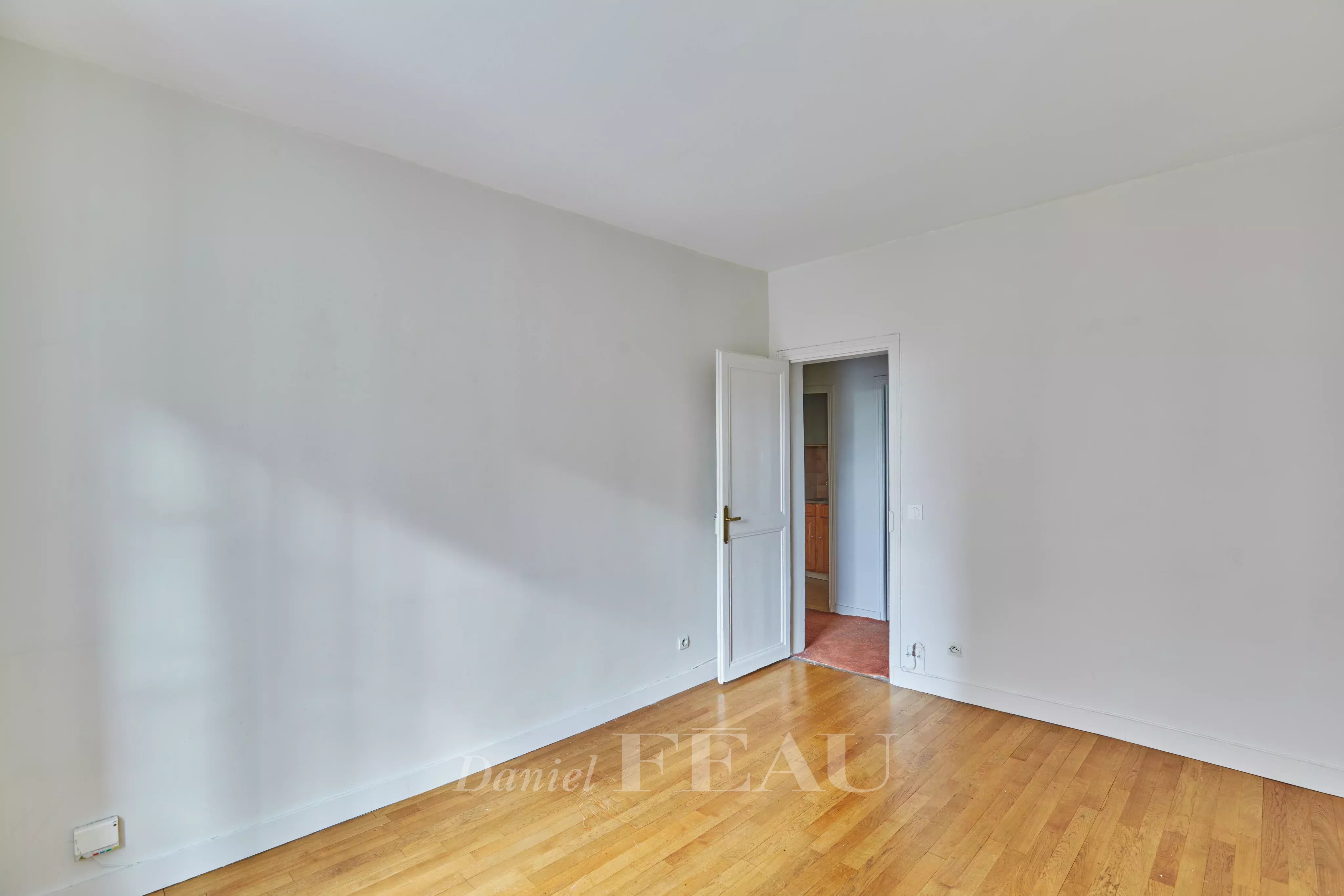 Sale Apartment Paris 7th