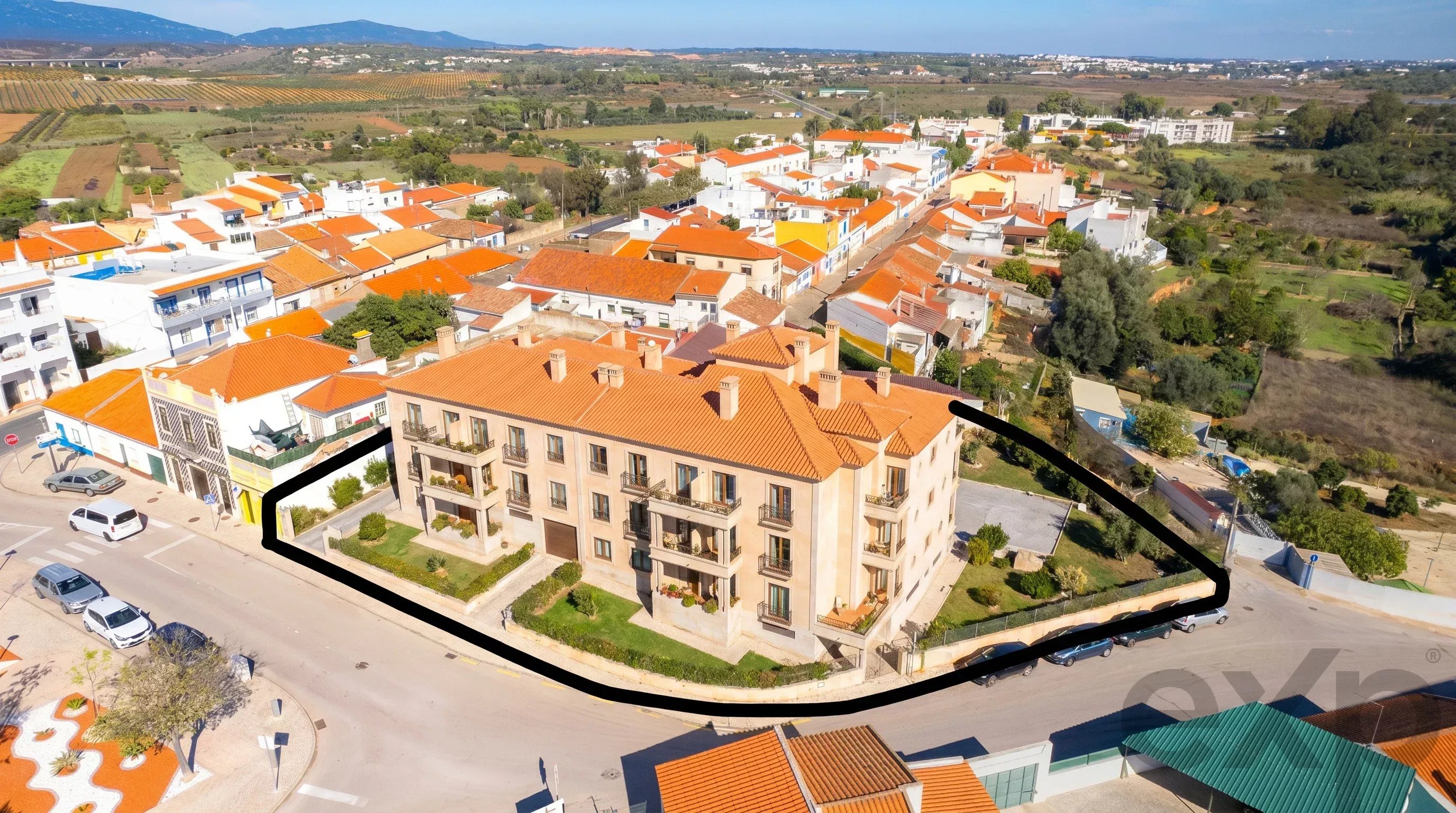 Construction Plot in Central Odiáxere For Building Apartments or Villas 8600-250 image 7