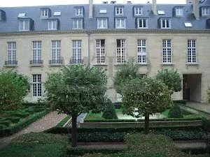 MARAIS