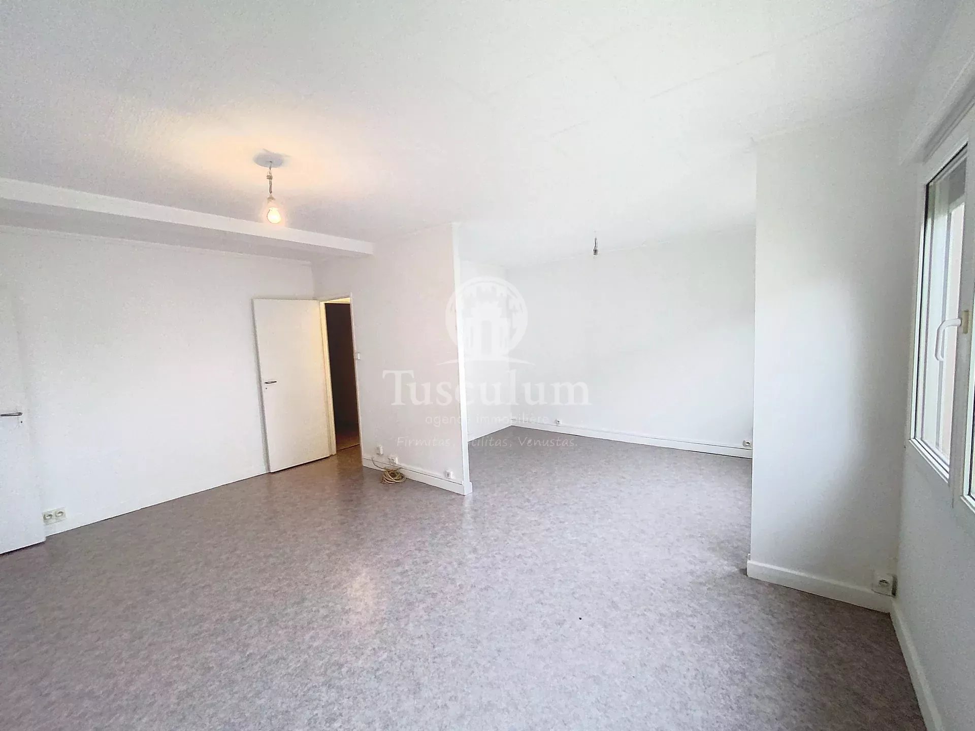 Charmant Appartement à Illange - Exclusivité