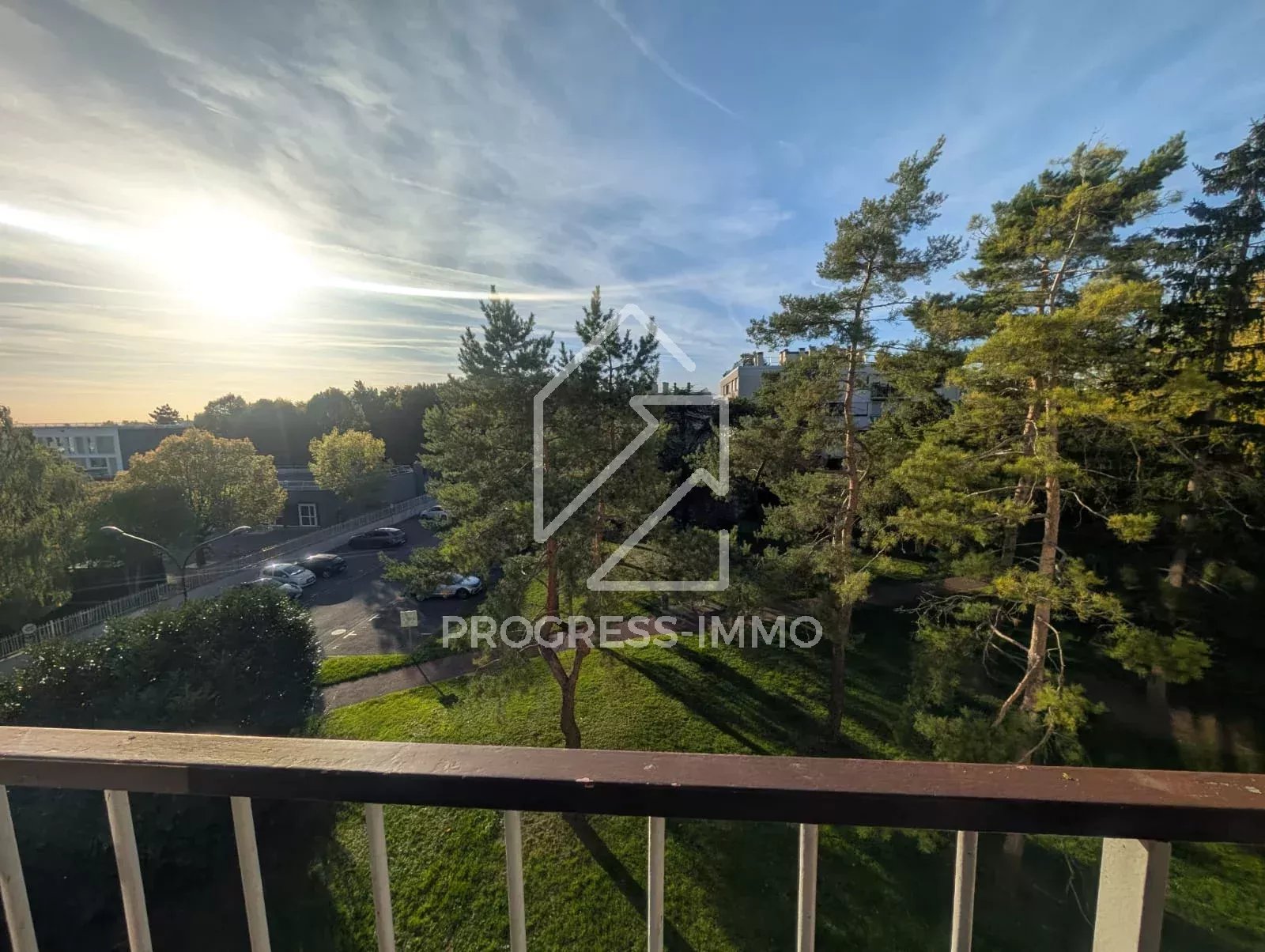 Agence immobilière de 