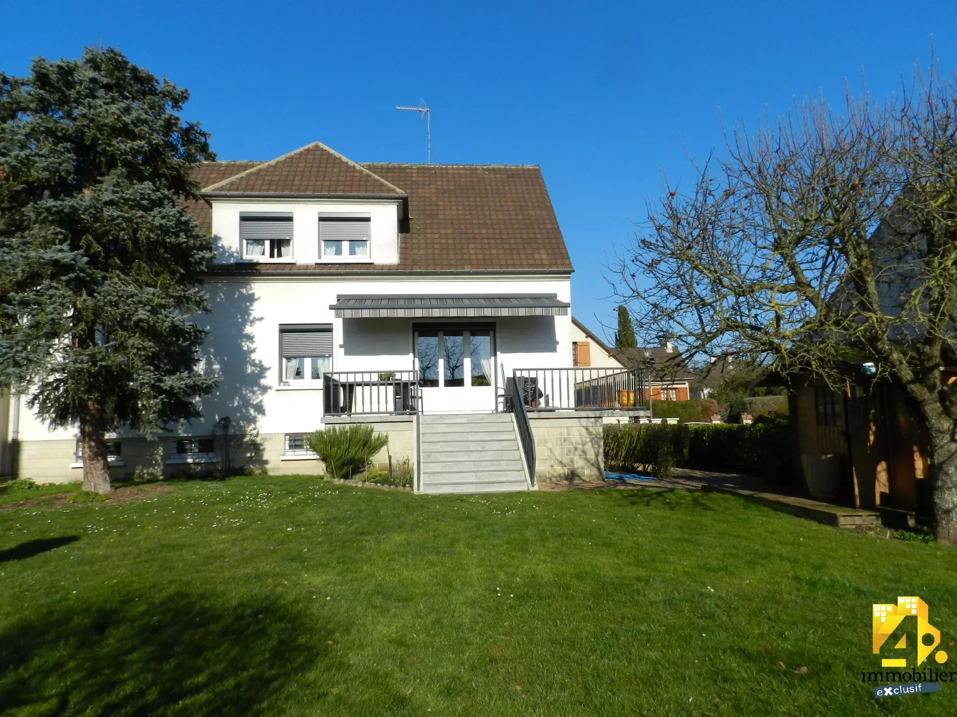 Agence immobilière de 