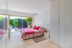 2-Bedroom Apartment in Cannes — photo 5 of 7