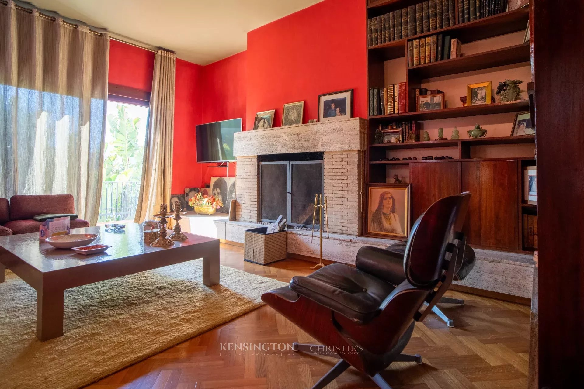 6 Bedroom Villa/Townhouse's Image 18