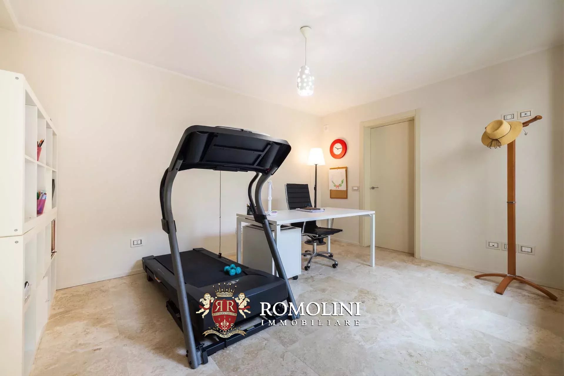 5 Bedroom Villa/Townhouse's Image 57