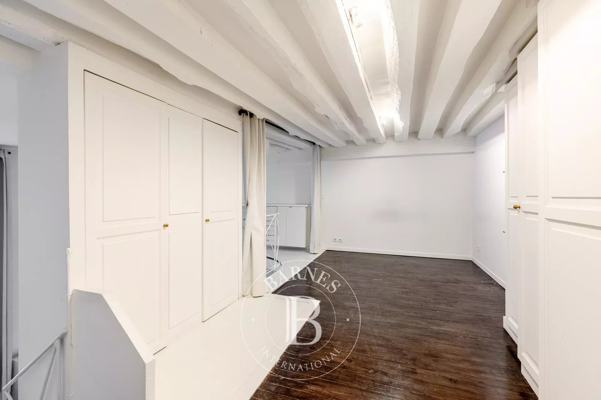 Paris  - Apartment 2 Bedrooms - picture 9