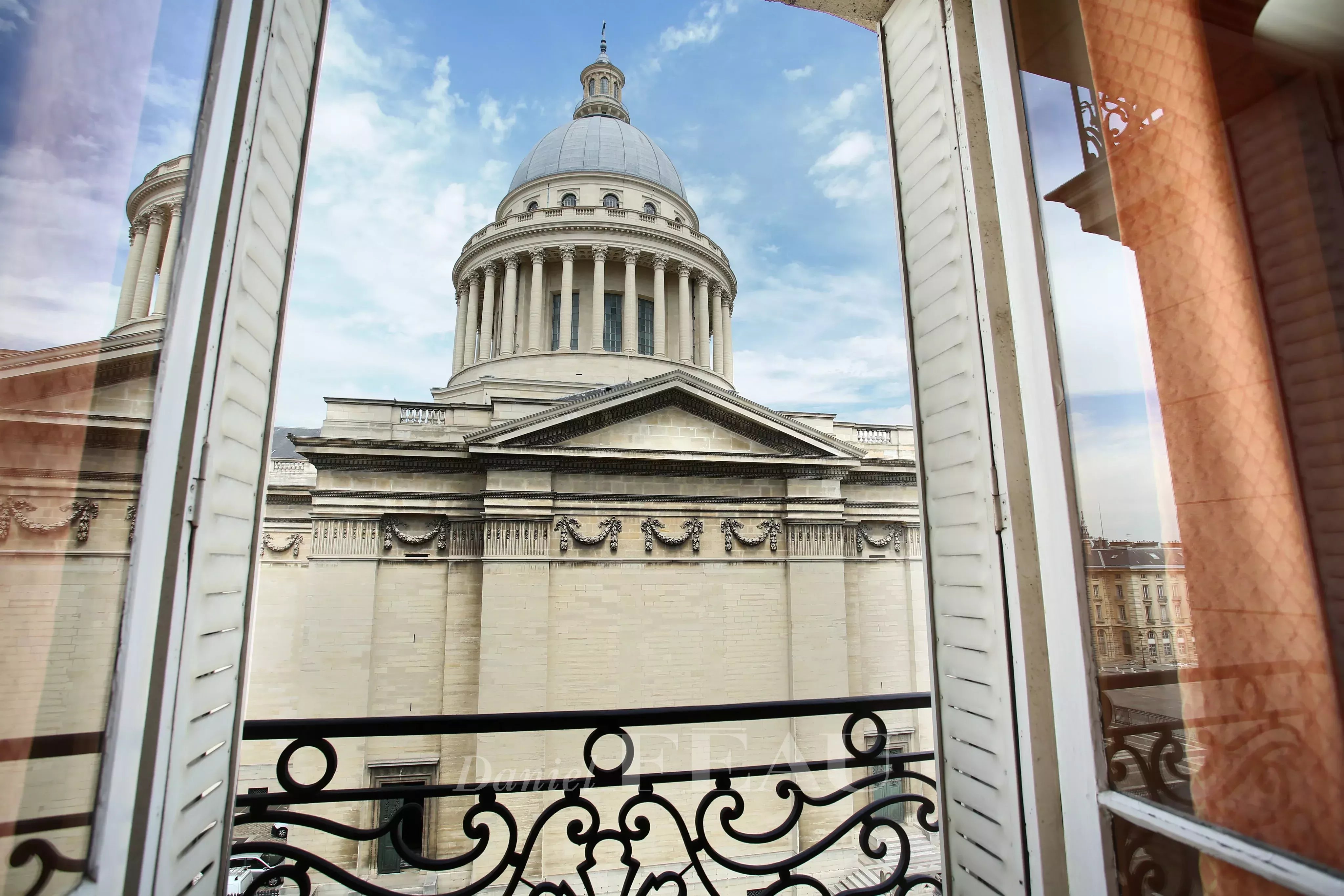 Rental Apartment Paris 5th
