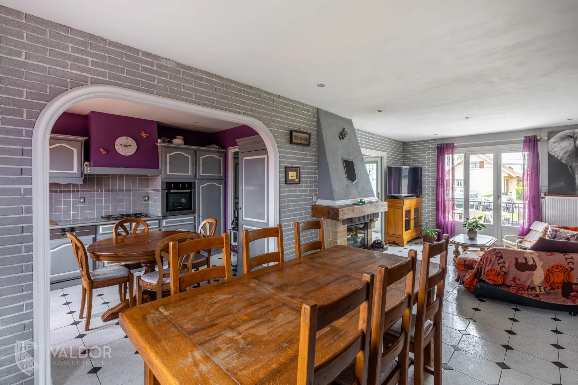 Maison individuelle terrain de 746 m² Secteur Les Marendiers