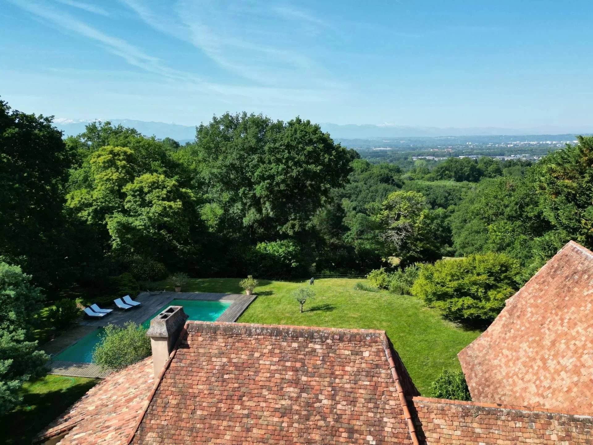 Propriété 303m² avec vue exceptionelle - Pau (64000)