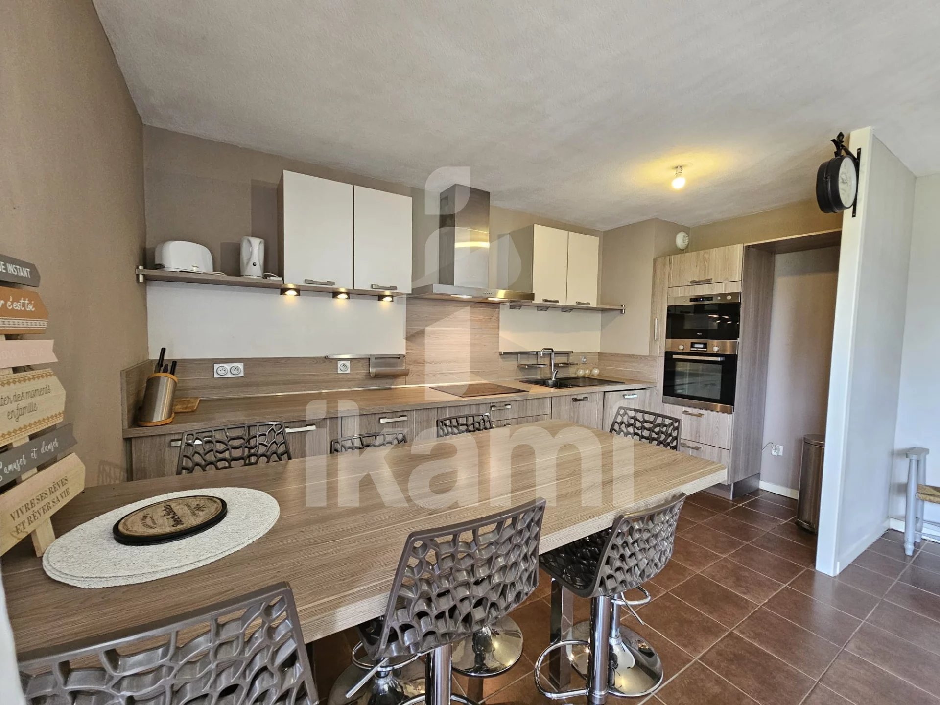 APPARTEMENT 63M2 T3 AVEC TERRASSE CAVE ET GARAGE