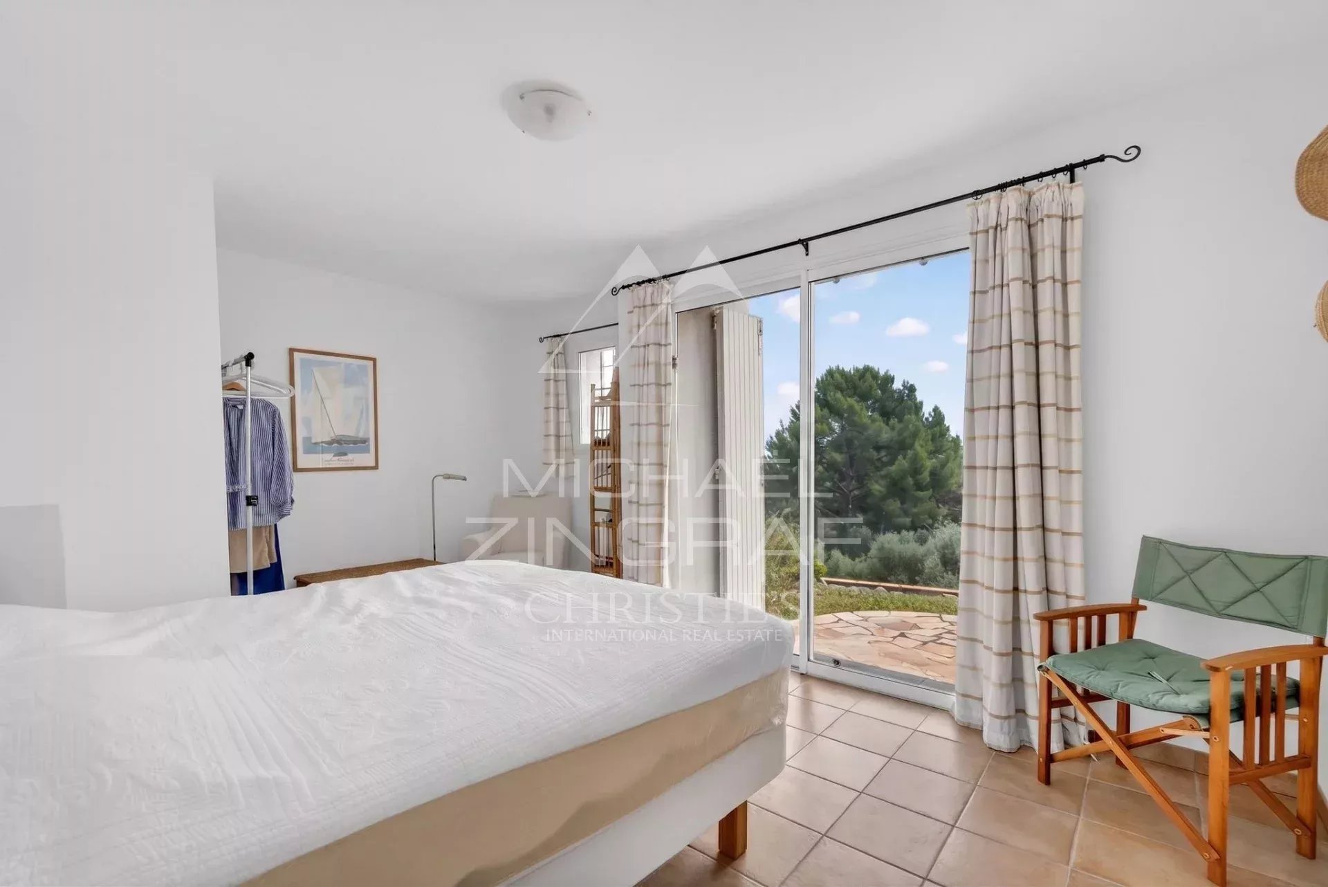 4 Bedroom Villa/Townhouse's Image 6