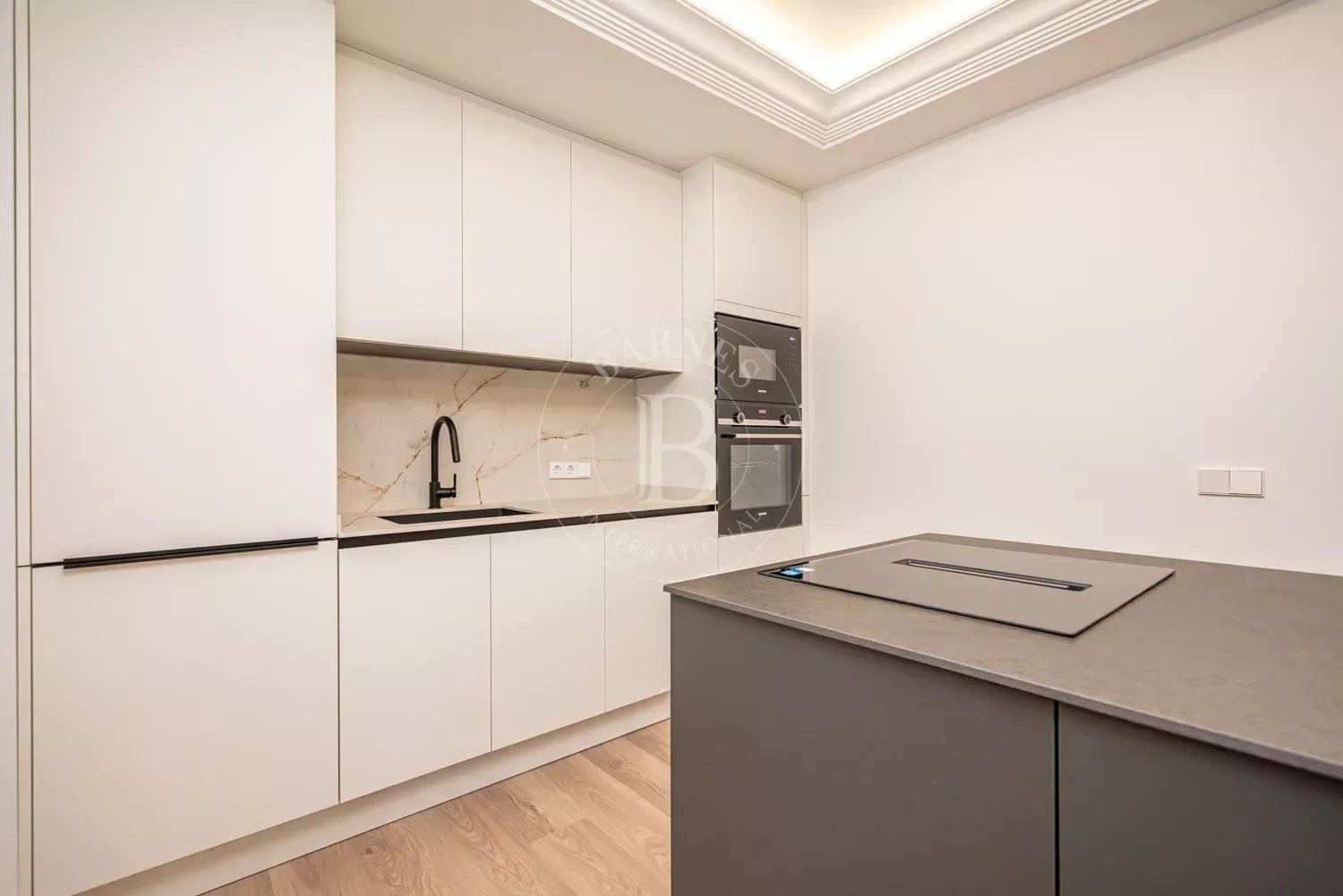 Daire Madrid - picture 16