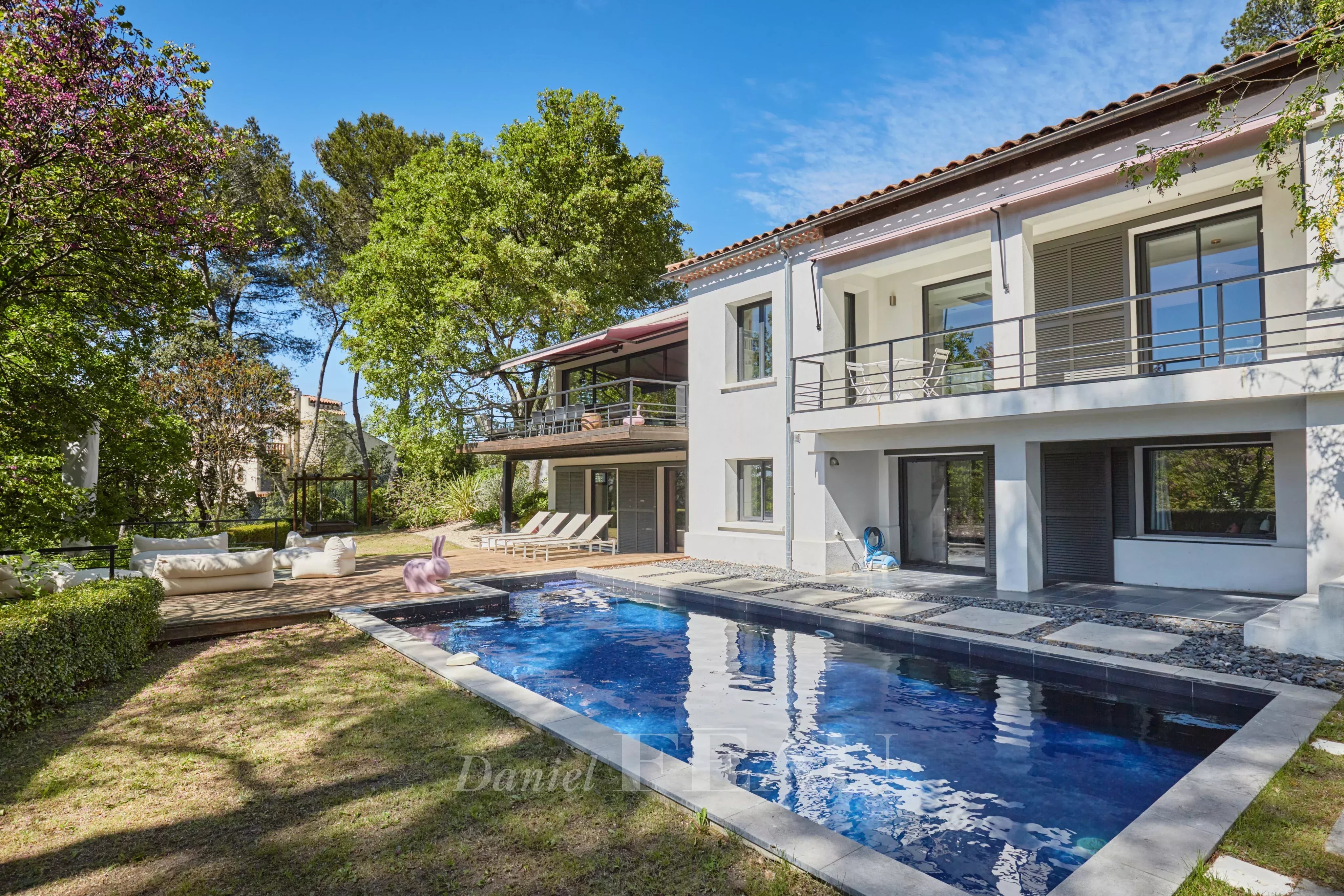 Aix en Provence – An ideal family home