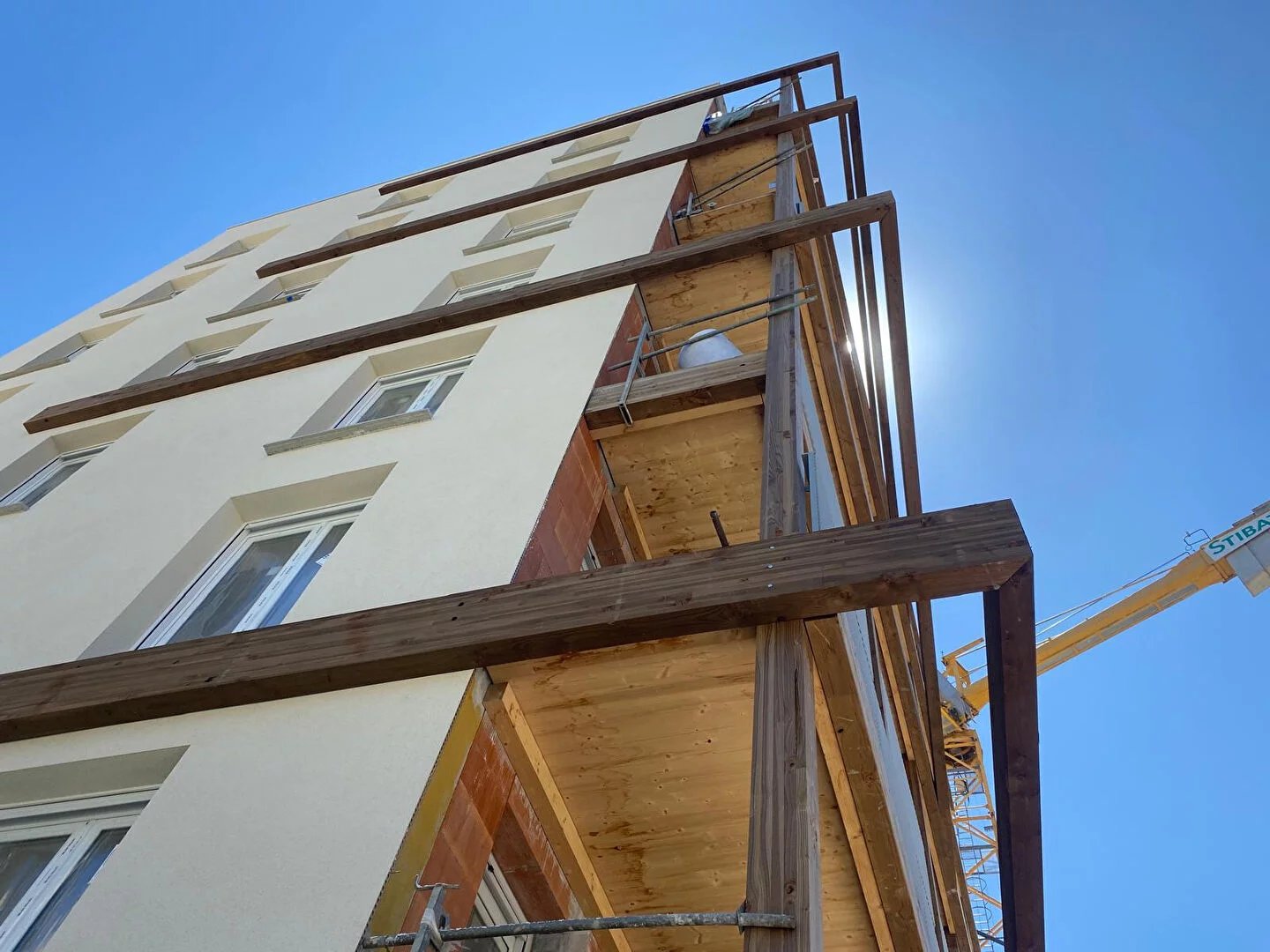 T5 traversant 104 m² vaste terrasse