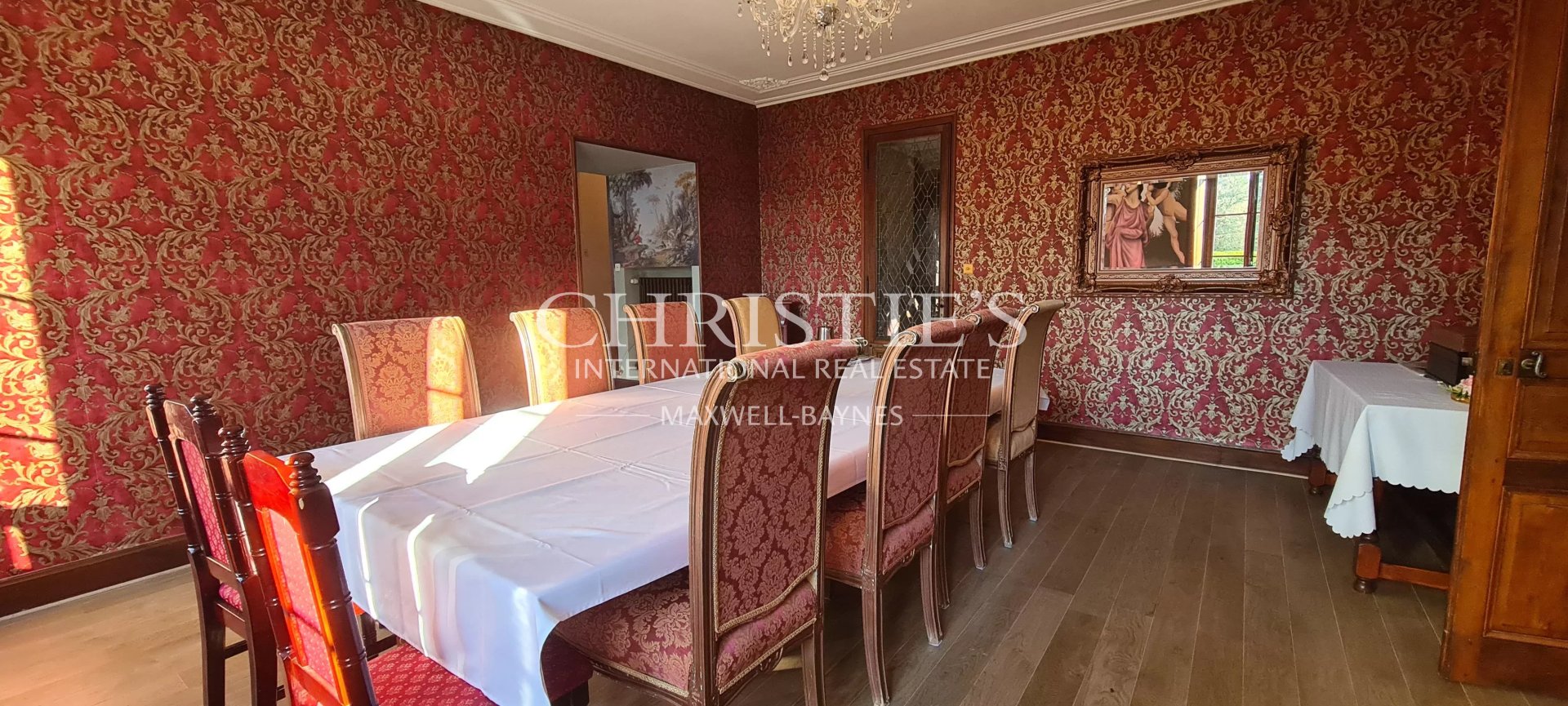 10 Bedroom Chateau's Image 32