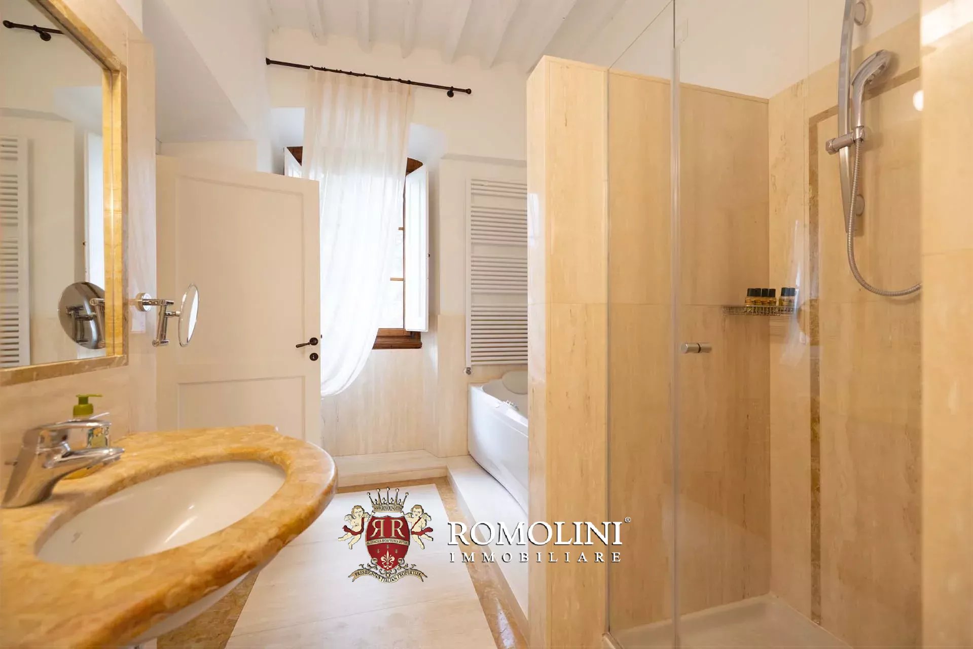 37 Bedroom Villa/Townhouse's Image 52