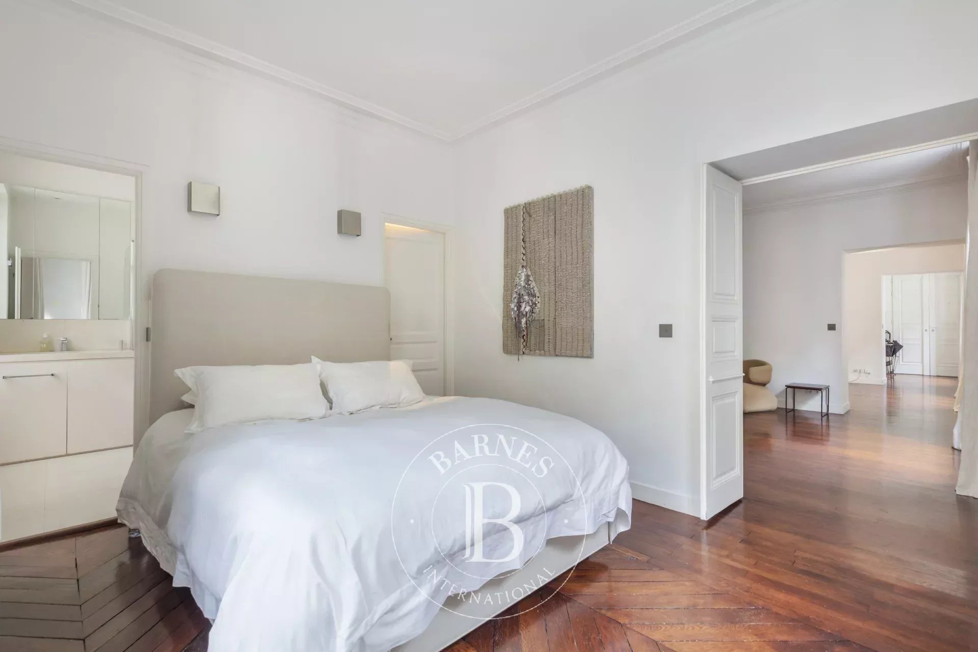 Daire Paris 8ème - picture 10