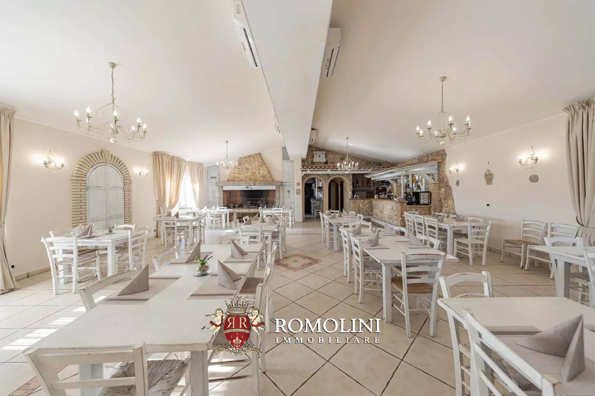 20 Bedroom Chateau's Image 53