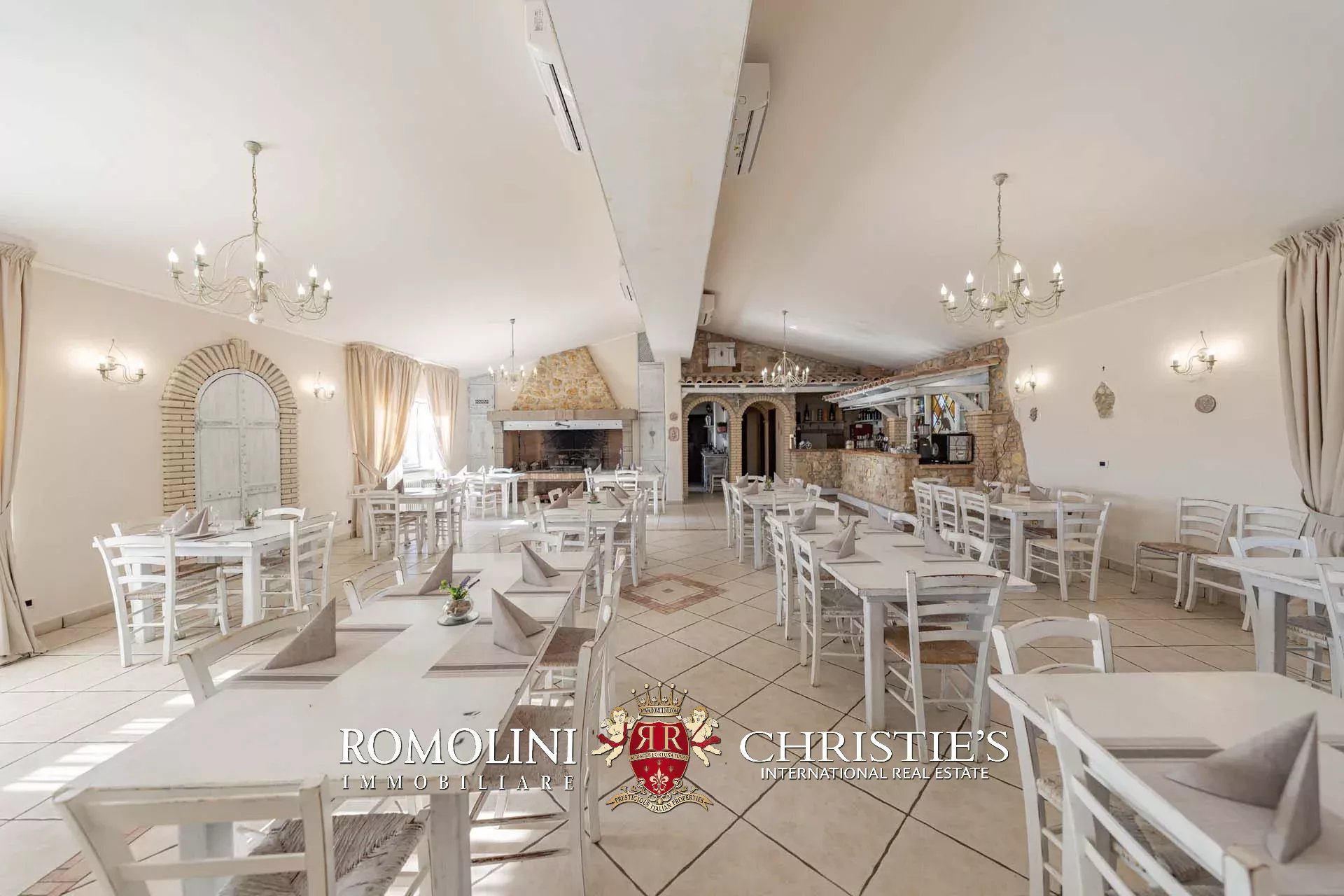 20 Bedroom Chateau's Image 53