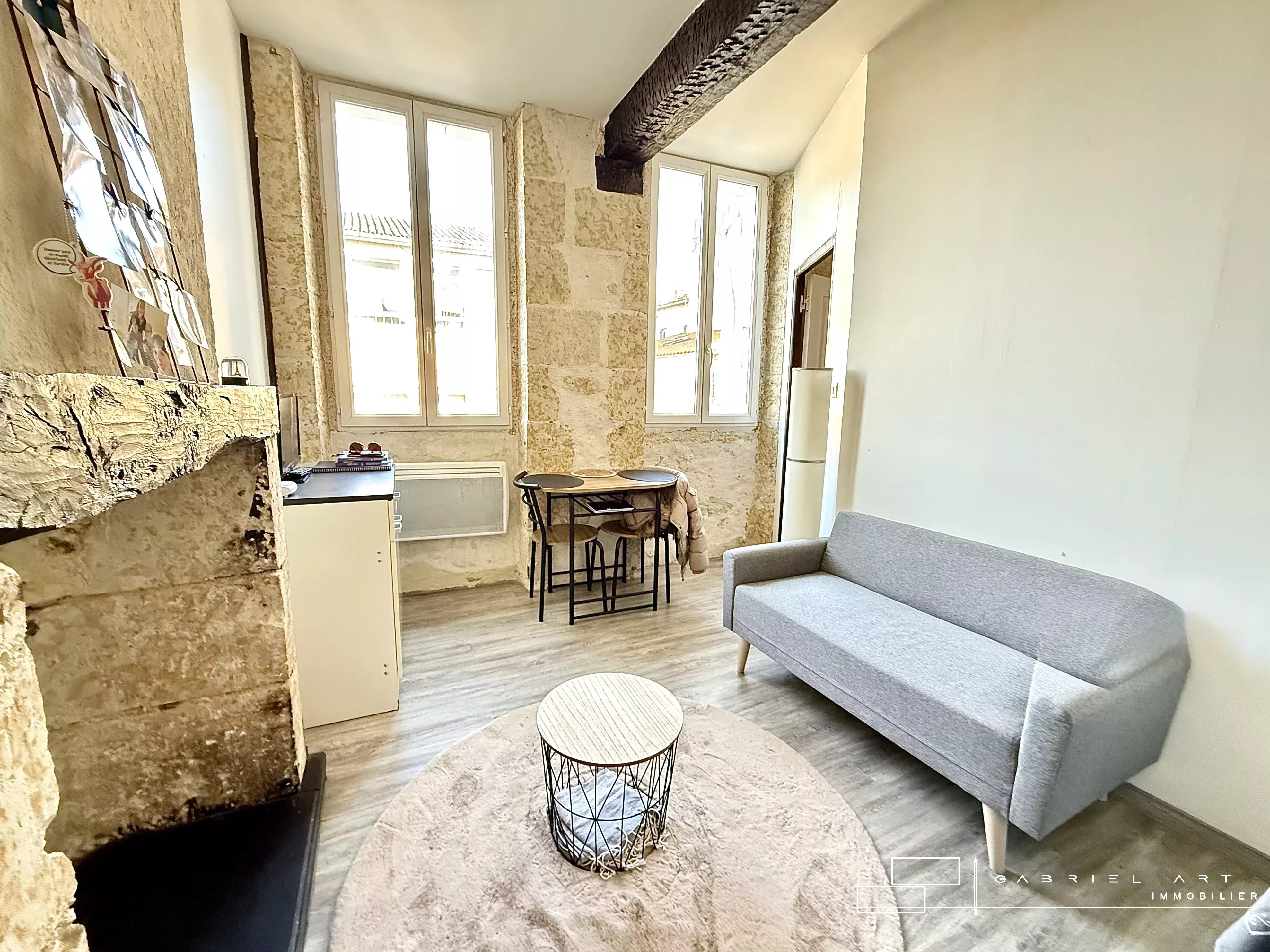 Agence immobilière de 