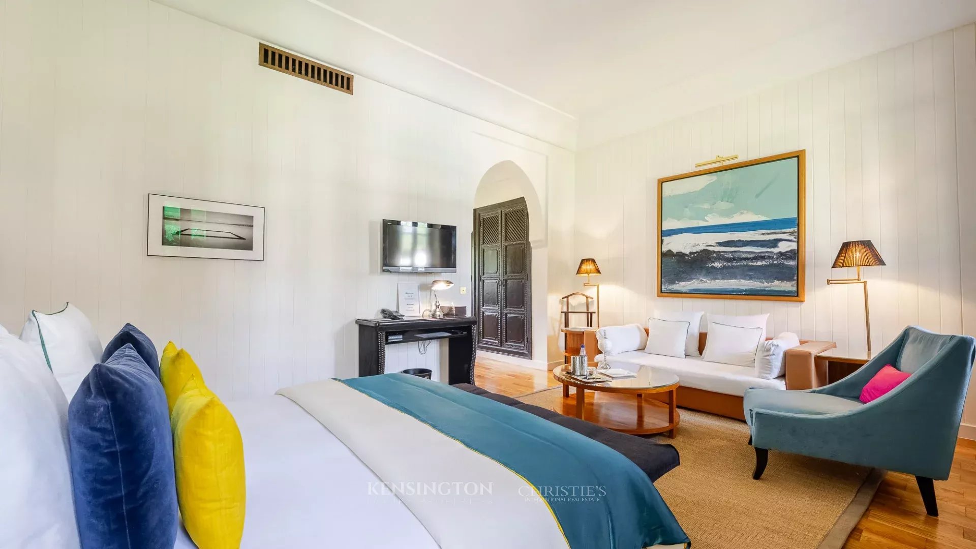 6 Bedroom Villa/Townhouse's Image 45