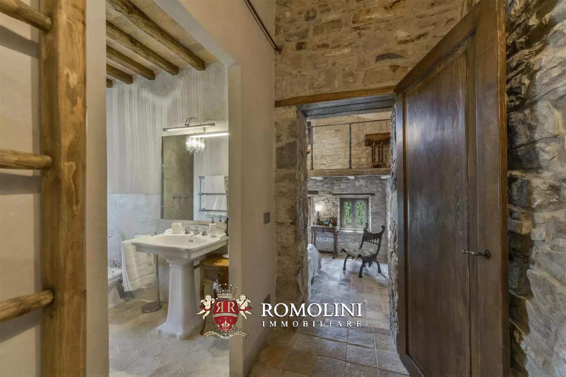 4 Bedroom Villa/Townhouse's Image 32