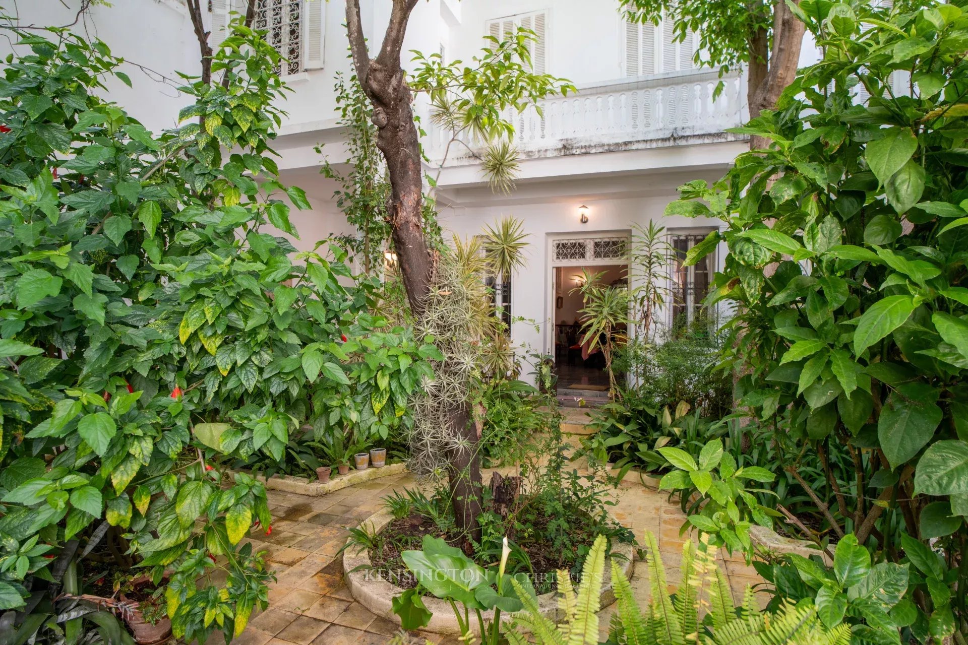 6 Bedroom Villa/Townhouse's Image 29