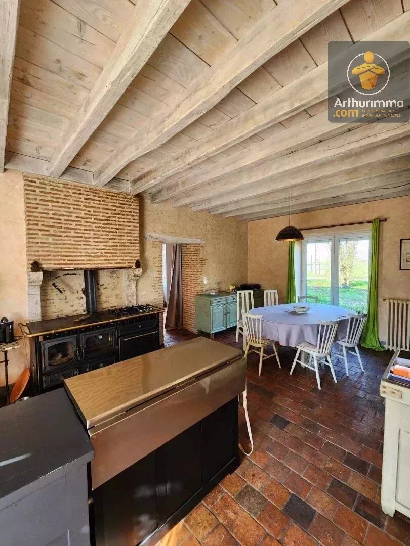 Belle longère de charme à Villorceau avec vaste grange et prestations de qualité — photo 5