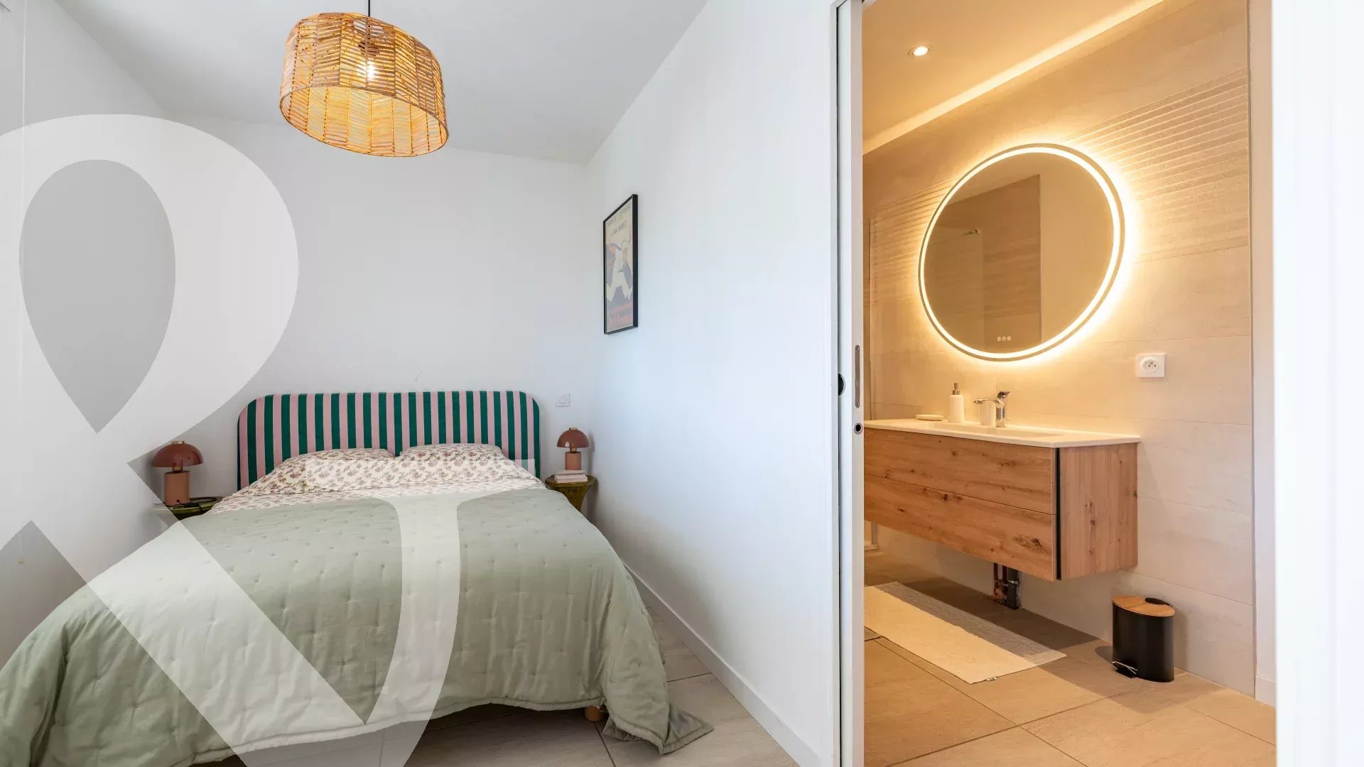 BELLE MAISON PROVENCALE