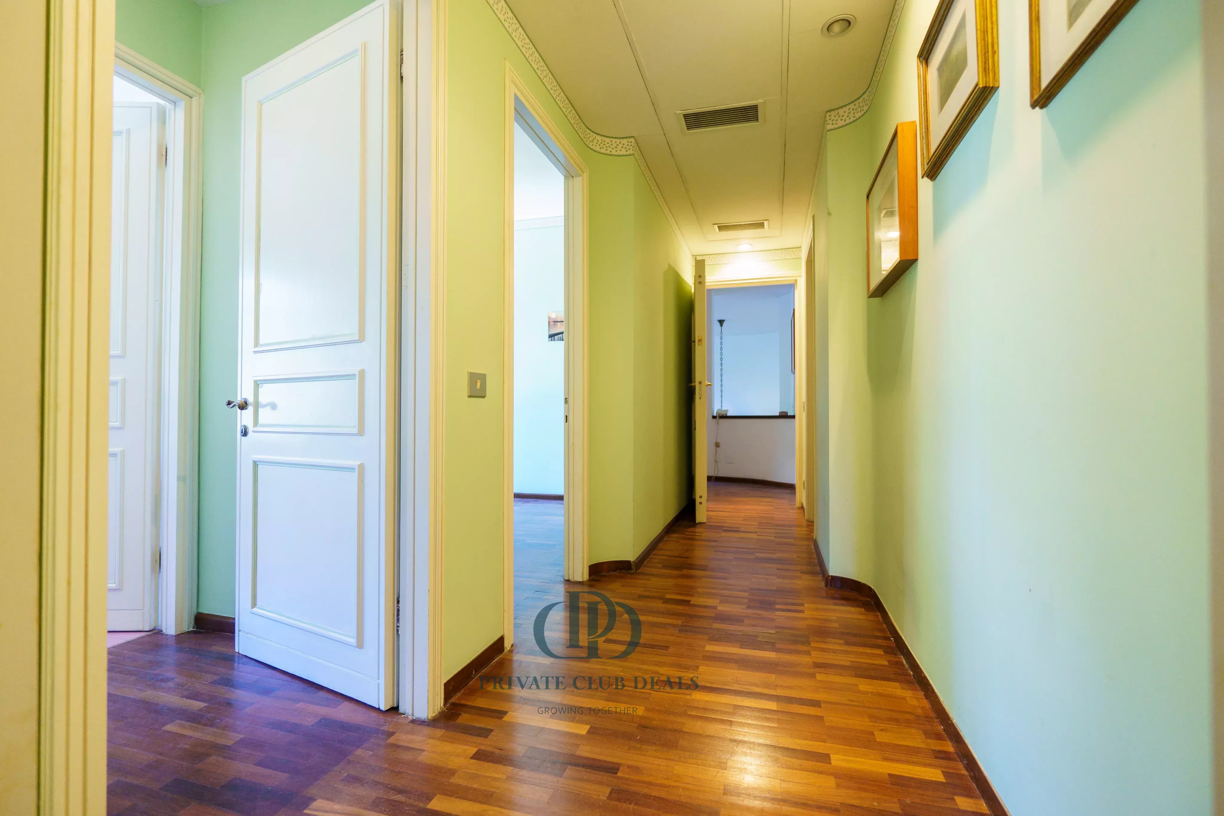 Villa Como - picture 21