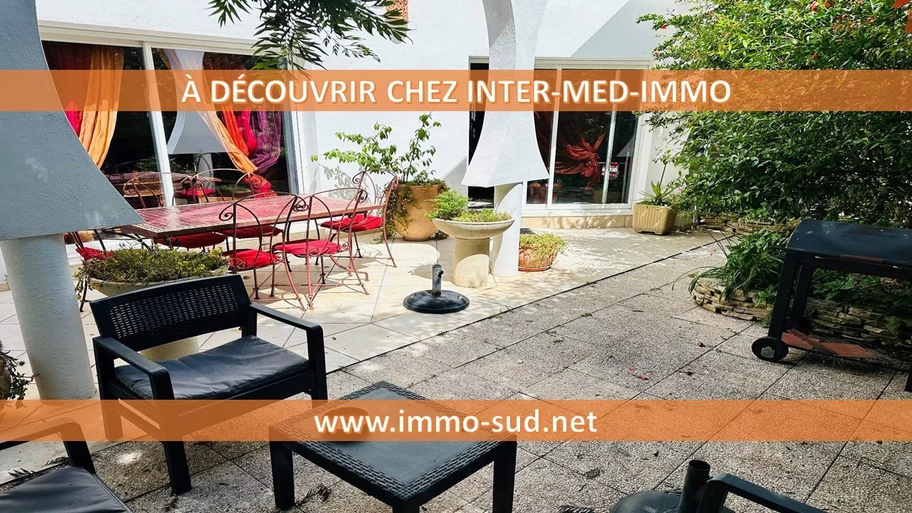 Le Cap d'Agde 34300 Villa d'inspiration méditerranéenne aux airs orientaux sur 485m² de terrain à quelques pas de la plage
