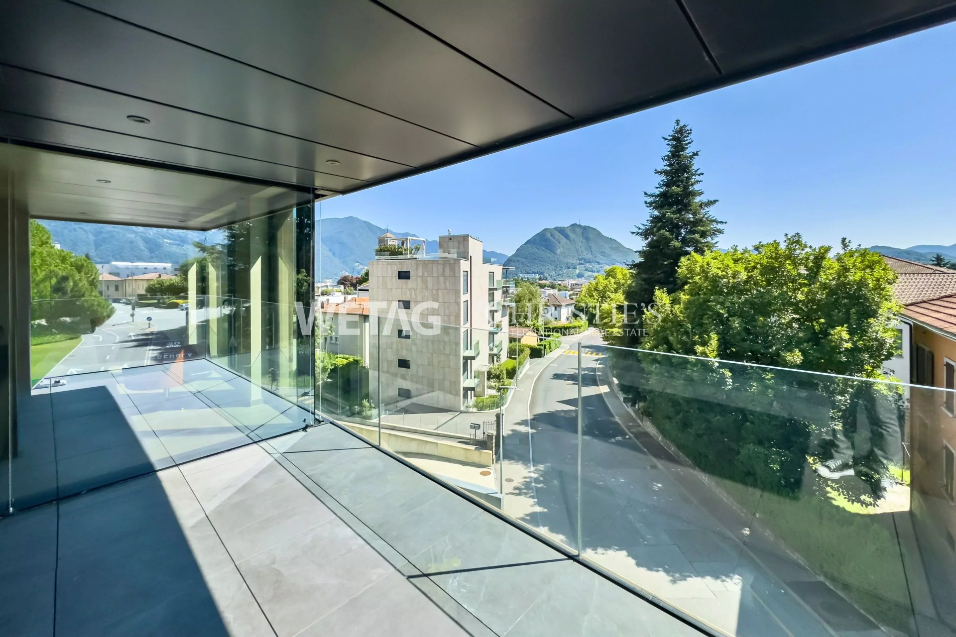 2 Bedroom Apartment/Flat's Image 3