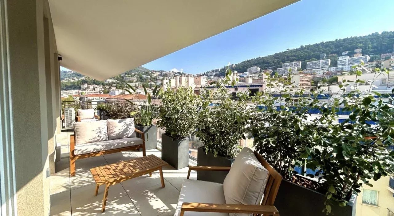 Nice Port- Résidence neuve, vente duplex 4 pièces terrasses